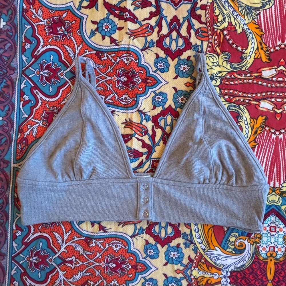 Forever 21 Gray Triangle Bralette